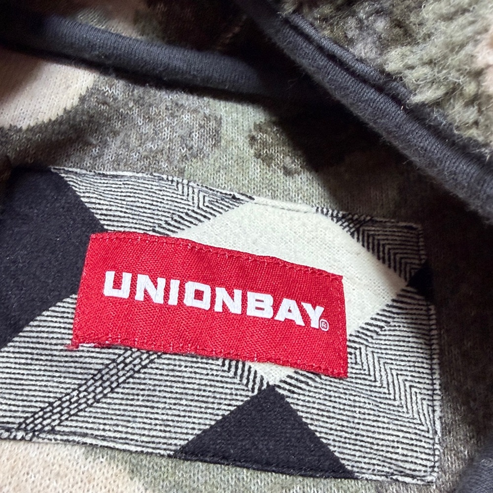 Vintage Unionbay Sherpa size medium 1/4 zip pullover - Picture 2 of 9